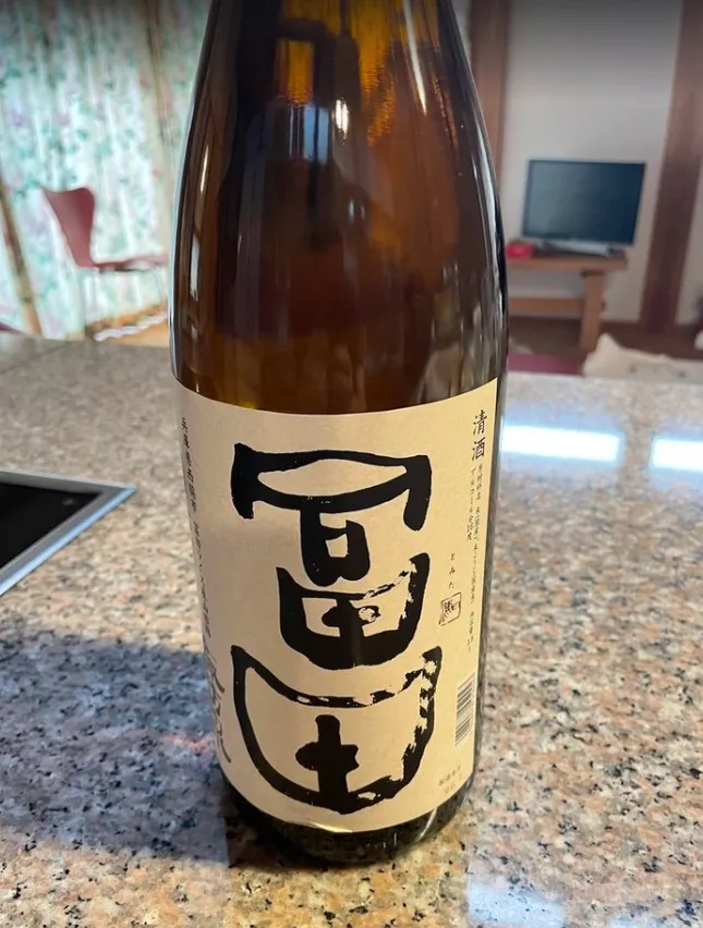 諏訪泉 冨田 七割のボトル全体像